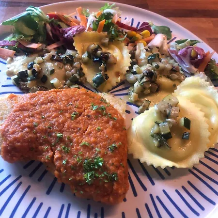 T3 Aux Deux Cigognes Πανσιόν Gries