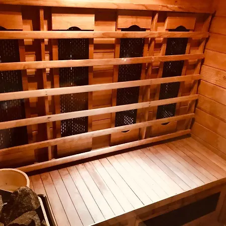 T3 Aux Deux Cigognes Πανσιόν Gries